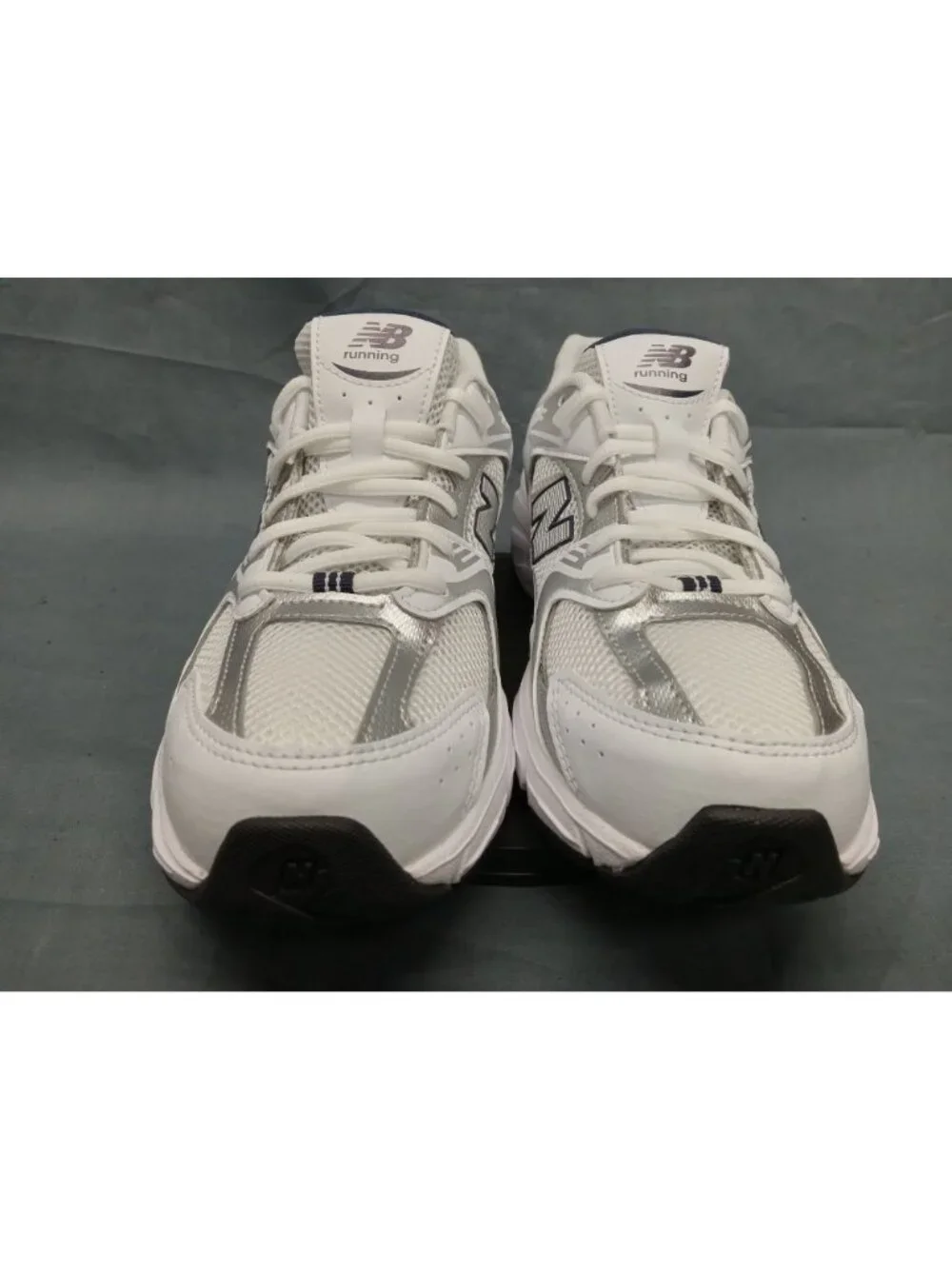 New Balance 530 (GS) Sneakers GR530SB1 White Blue Boys Size 6.5 NEW IN BOX!